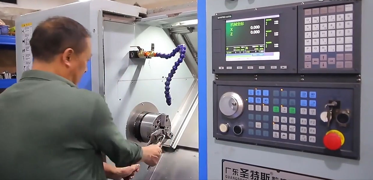 Dongguan Zhongwei Metal Products Co., Ltd خط تولید تولید کننده