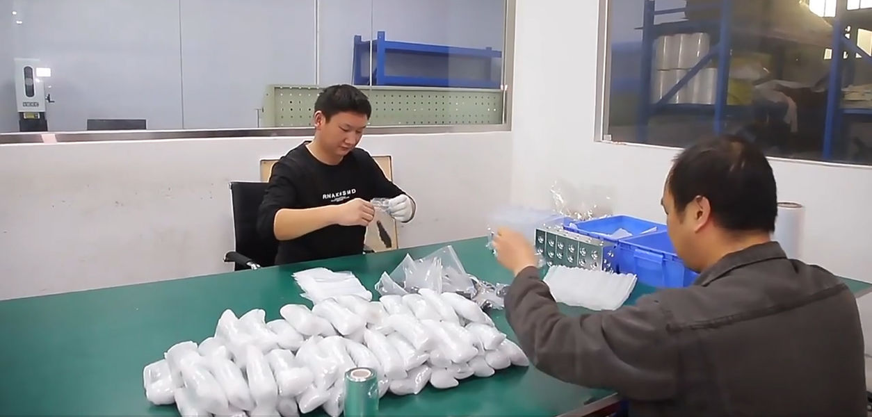 Dongguan Zhongwei Metal Products Co., Ltd خط تولید تولید کننده